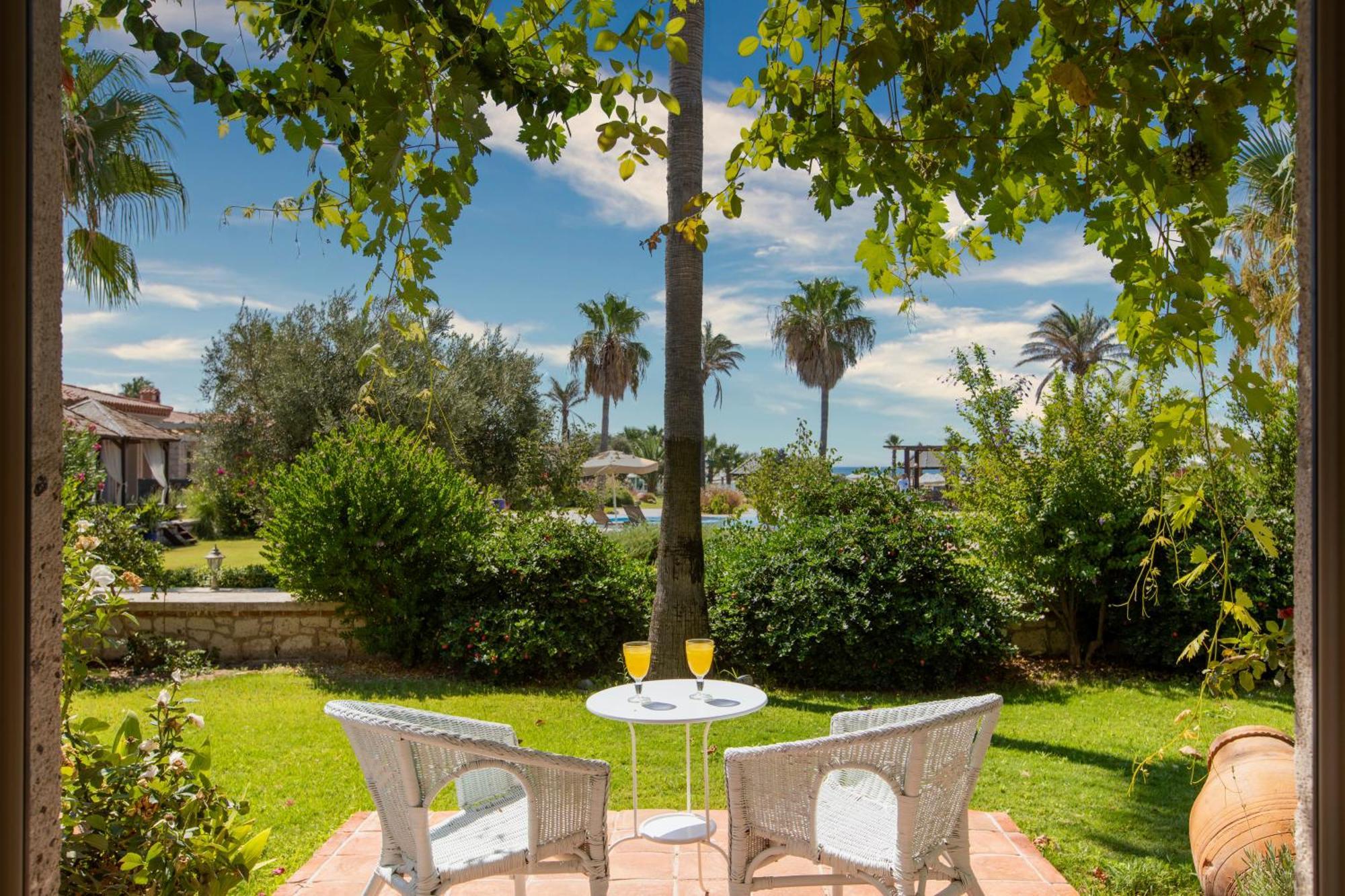 Alacati Beach Resort Экстерьер фото